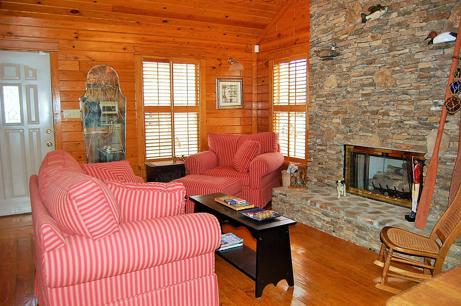 703 Lakehaven Circle Decatur, TN 37322 - Photo 7 of 38 DSC_0768 (2)