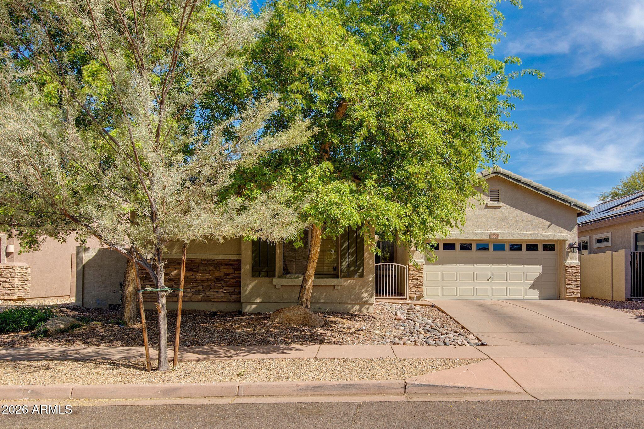 3002 West Sentinel Rock Road Phoenix, AZ 85086 - Photo 2 of 37 1A