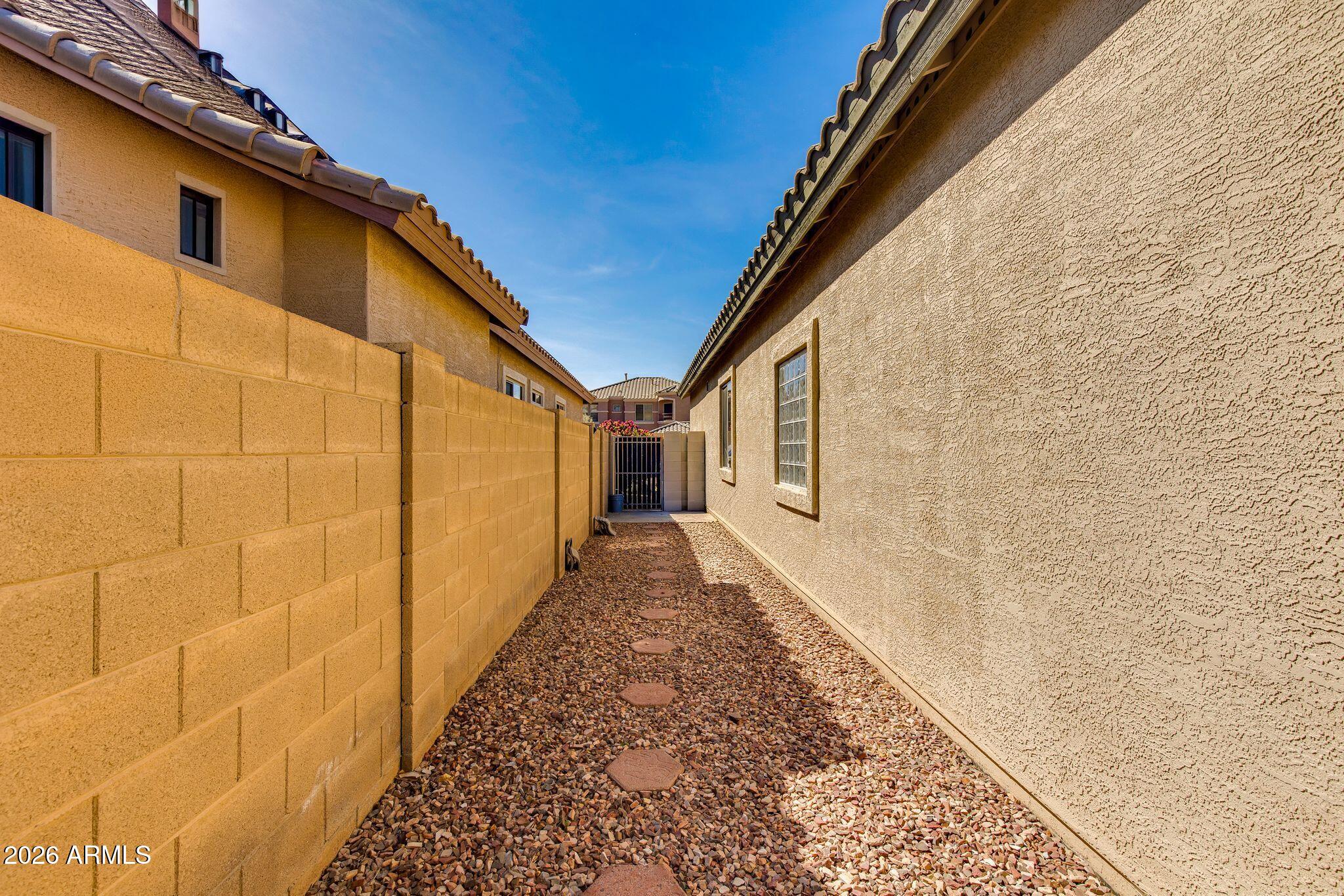 3002 West Sentinel Rock Road Phoenix, AZ 85086 - Photo 33 of 37 47-Sentinel Rock