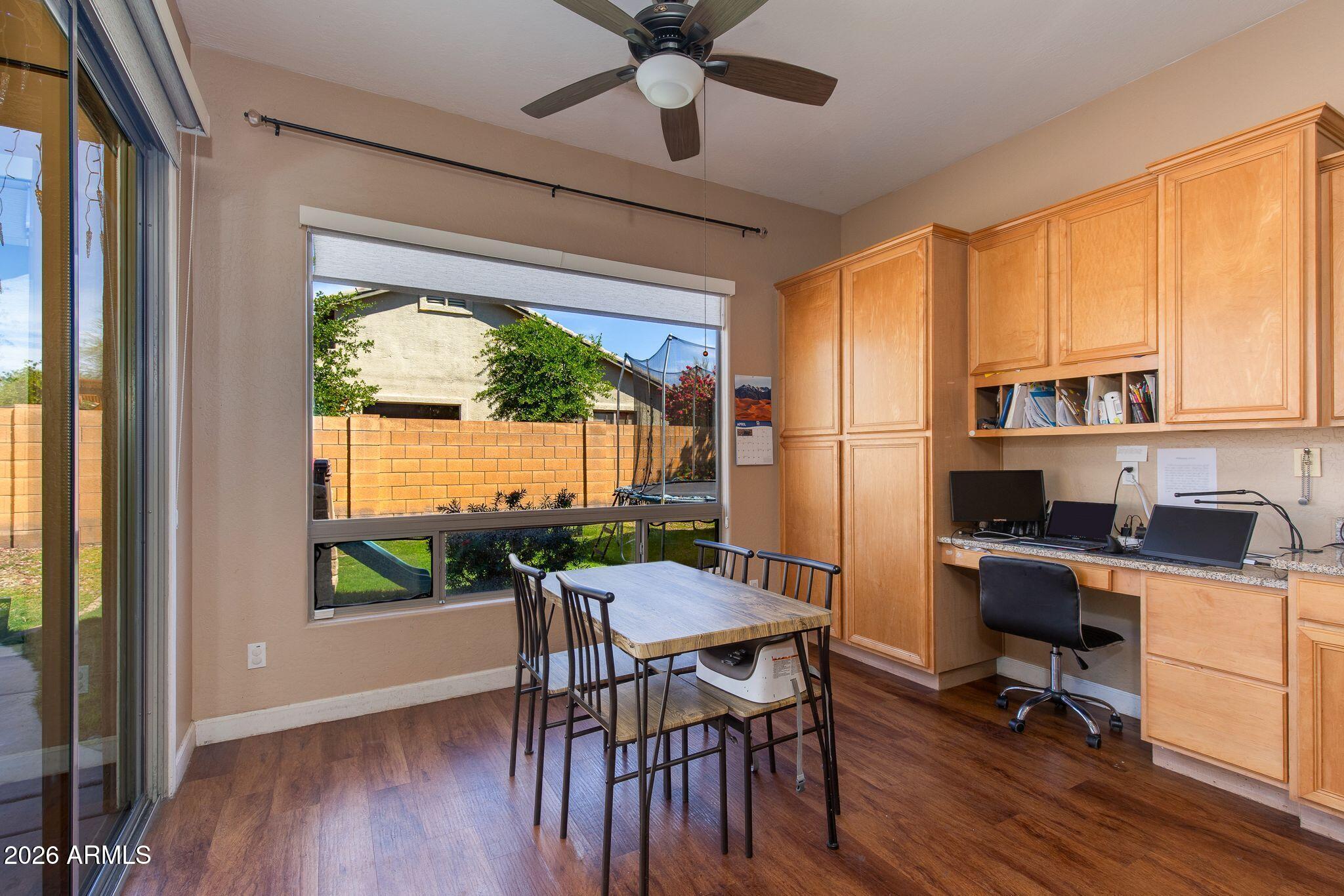 3002 West Sentinel Rock Road Phoenix, AZ 85086 - Photo 9 of 37 19-Sentinel Rock