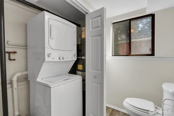 $849,950 | 14005 20th Place West, Lynnwood, WA 98087