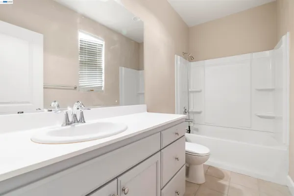 $940,000 | 967 Dainty Avenue, Brentwood, CA 94513