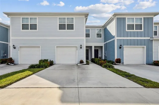 a house view with a outdoor space