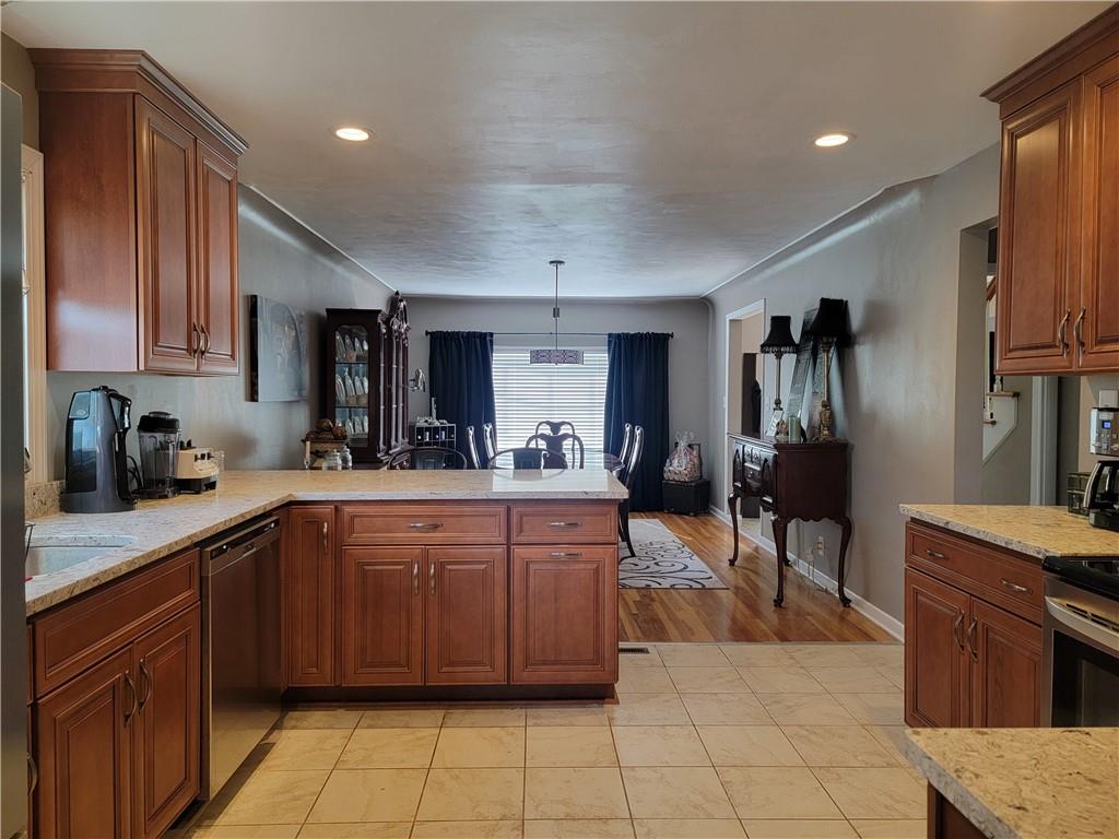 414 Hancock Avenue Vandergrift, PA 15690 - Photo 7 of 16 a large kitchen with cabinets