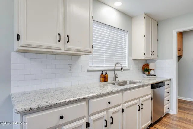 $2,000 | 103 Pinion Circle, Lafayette, LA 70508