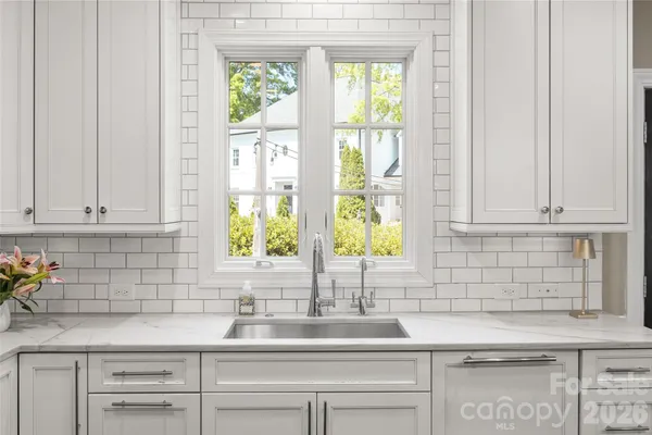 $1,598,000 | 11132 Colonial Country Lane, Charlotte, NC 28277