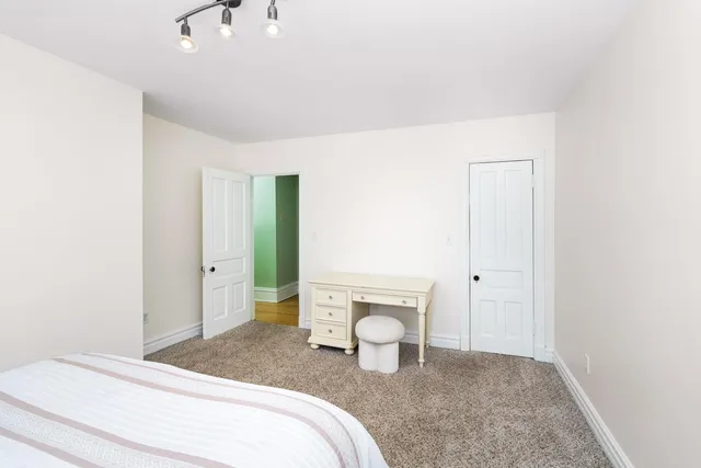 $699,900 | 2702 Woodland Avenue, Duluth, MN 55803