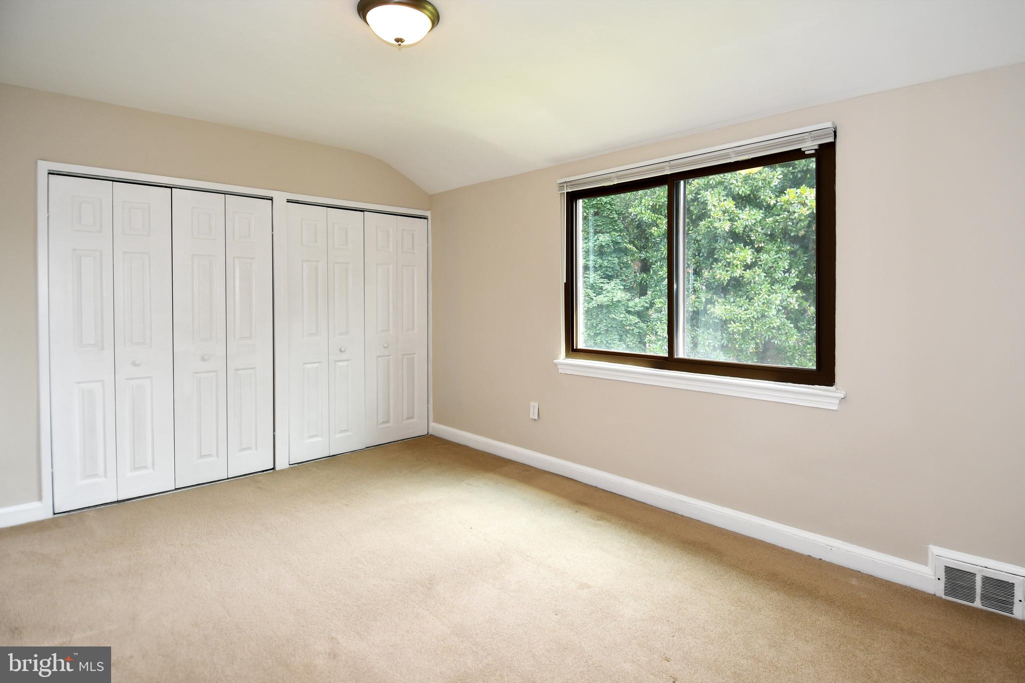 9607 Dilston Road Silver Spring, MD 20903 - Photo 19 of 37 Gallery Image 19
