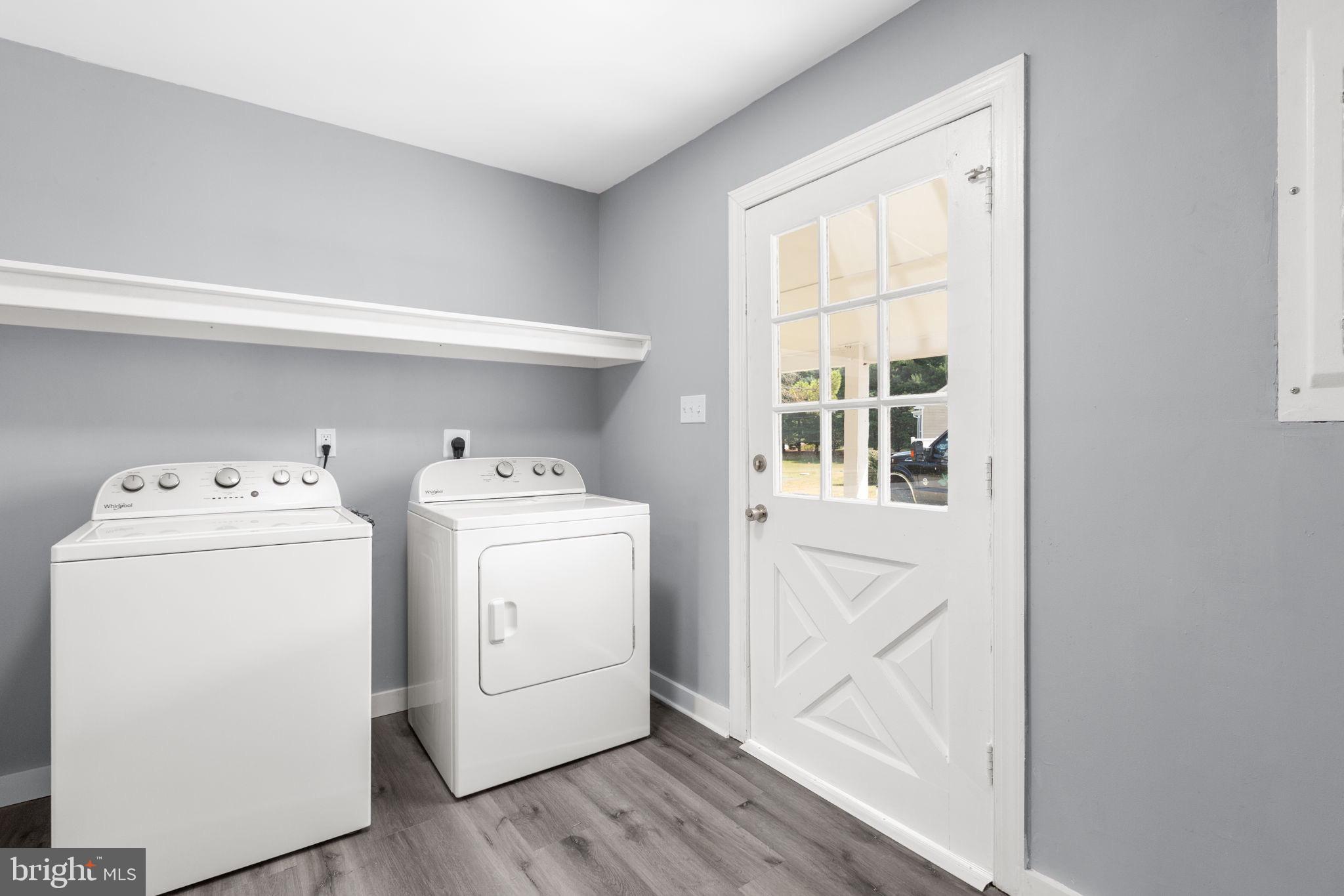 9113 Thornton Rolling Road Fredericksburg, VA 22408 - Photo 11 of 31 a utility room with dryer and washer