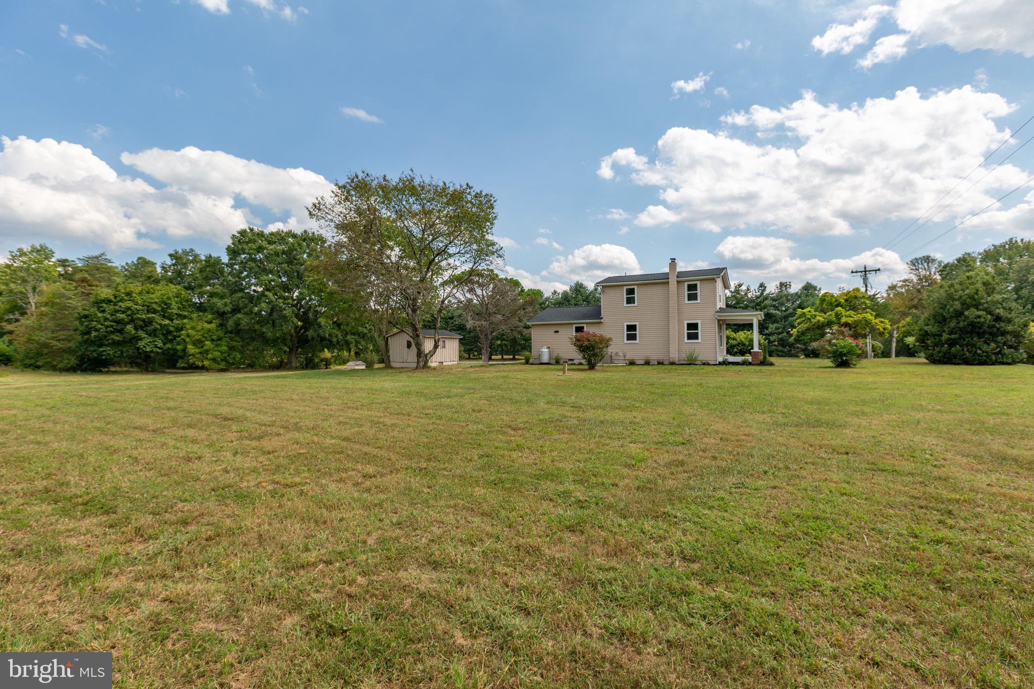 9113 Thornton Rolling Road Fredericksburg, VA 22408 - Photo 29 of 31 a view of a garden