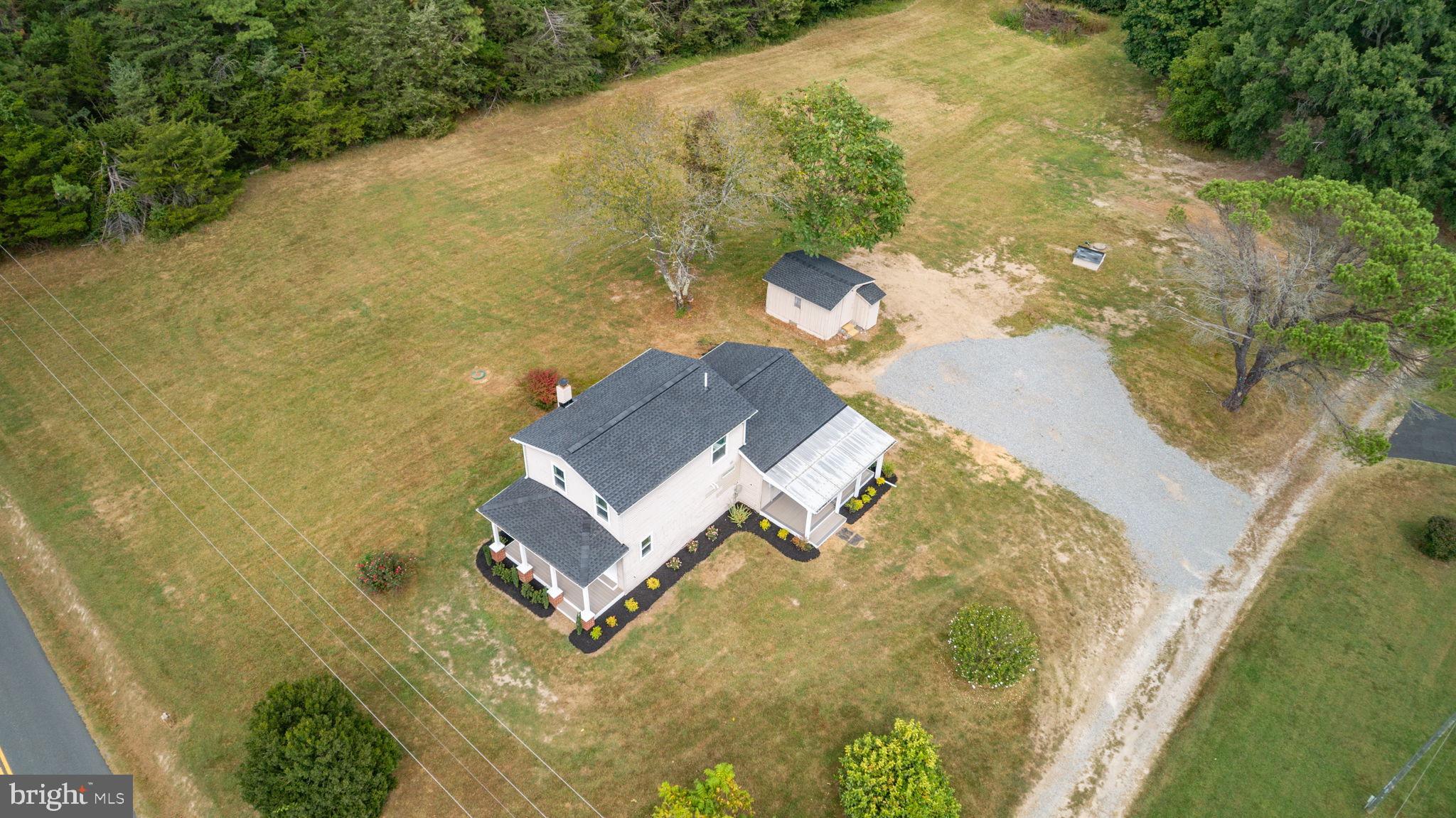 9113 Thornton Rolling Road Fredericksburg, VA 22408 - Photo 3 of 31