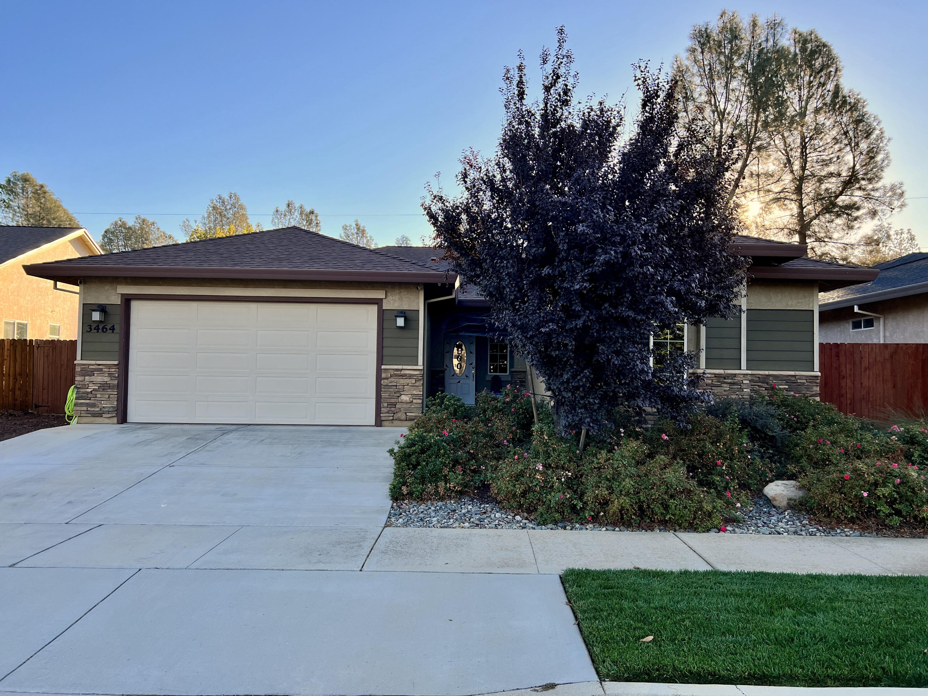 3464 Lemurian Road Redding, CA 96002 - Photo 1 of 27 IMG_0030
