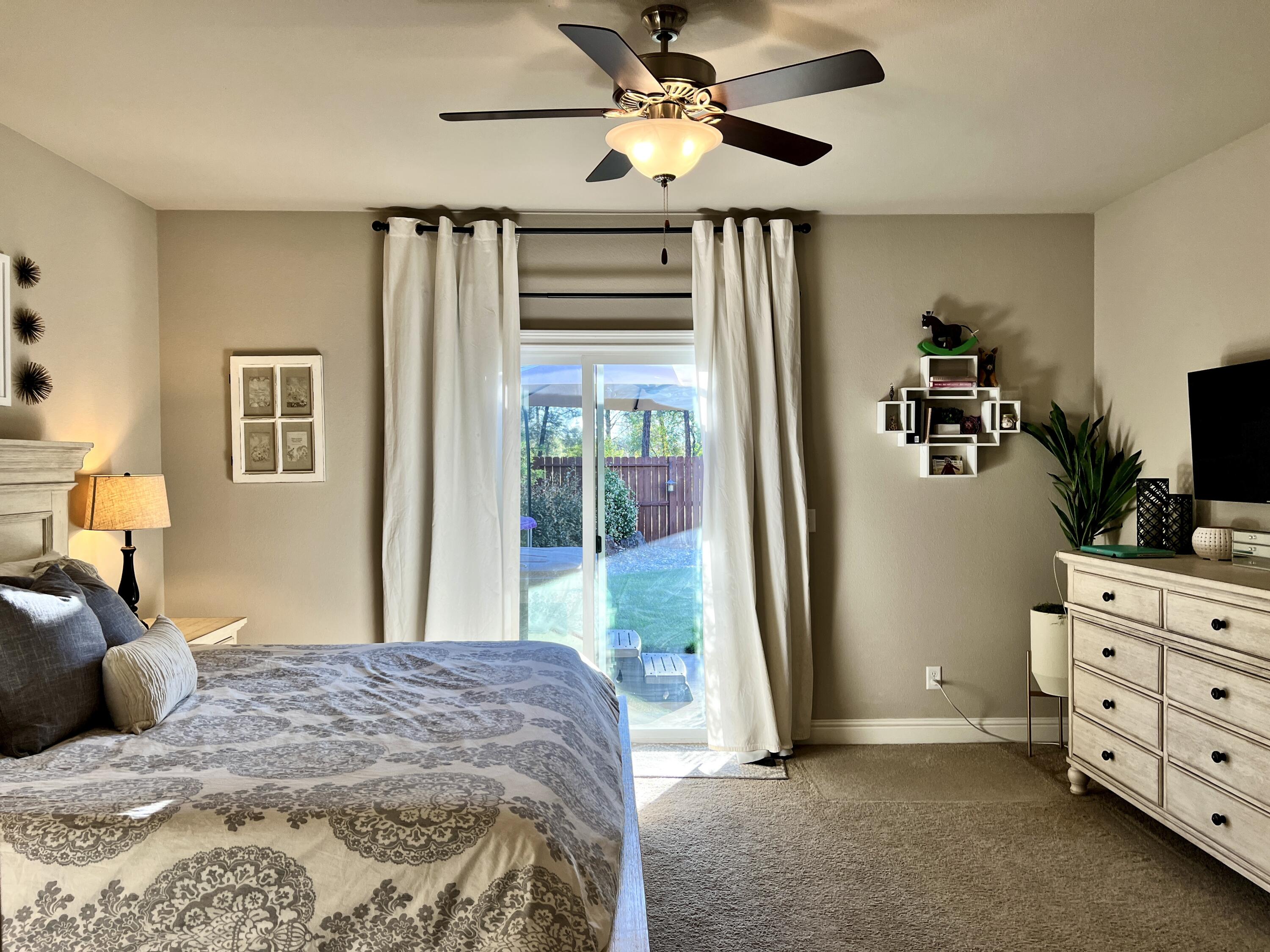 3464 Lemurian Road Redding, CA 96002 - Photo 13 of 27 IMG_0057