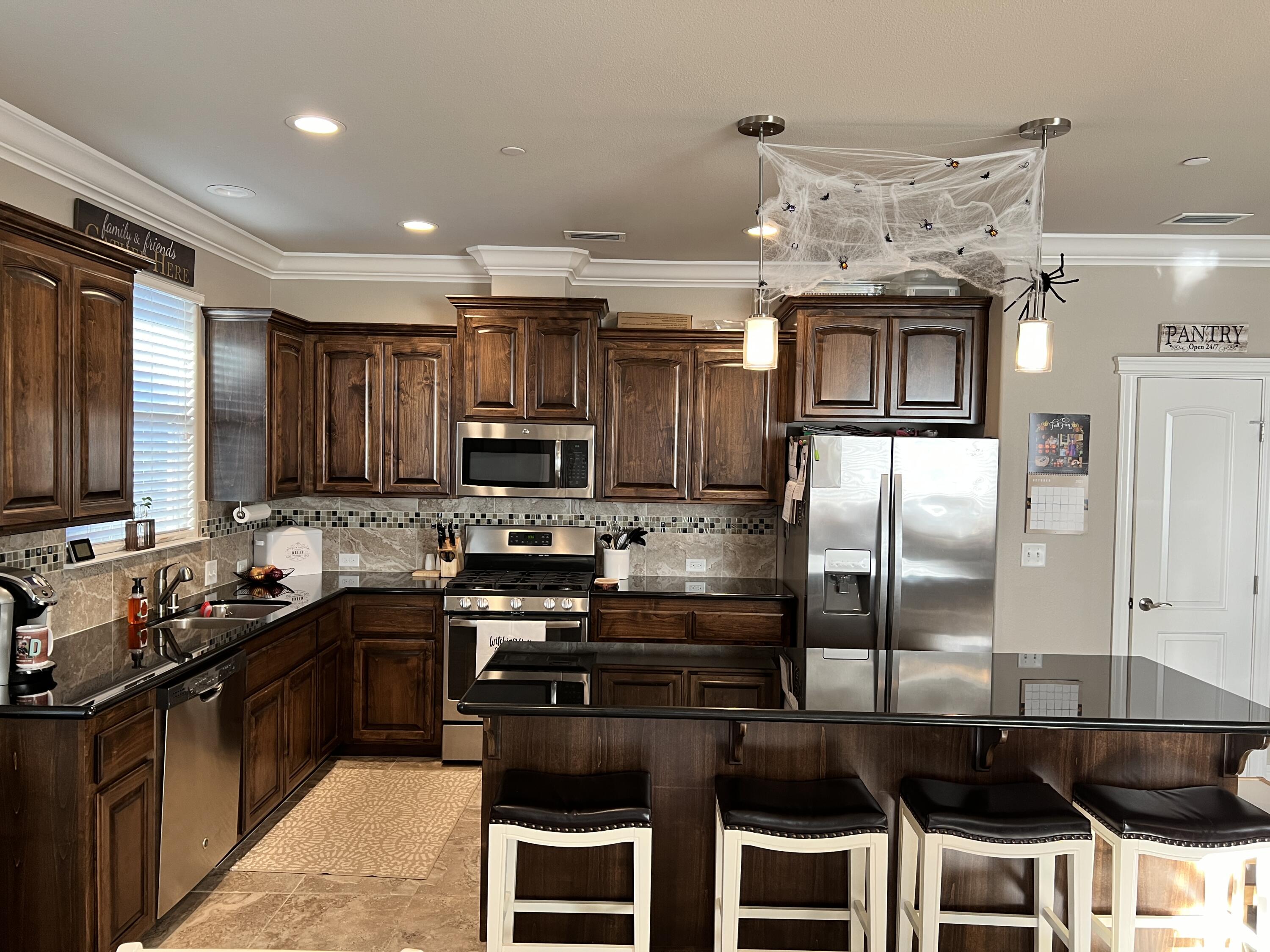 3464 Lemurian Road Redding, CA 96002 - Photo 9 of 27 IMG_0047