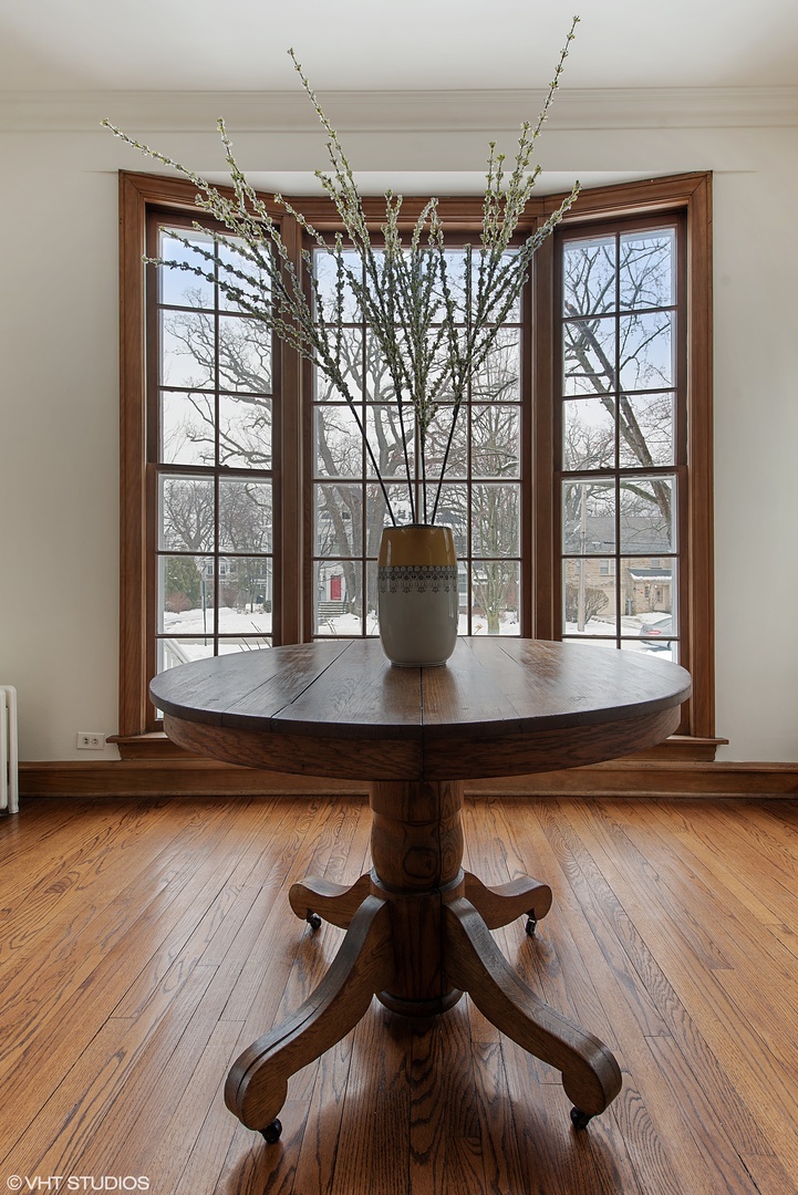 314 Ridge Avenue Winnetka, IL 60093 - Photo 5 of 37
