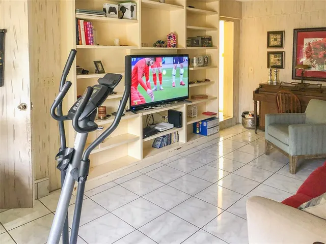 $2,850 | 5614 Hammock Lane, Unit 113, Lauderhill, FL 33319