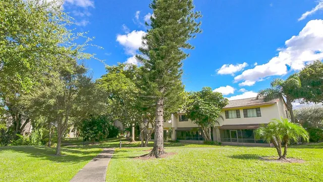 $2,850 | 5614 Hammock Lane, Unit 113, Lauderhill, FL 33319