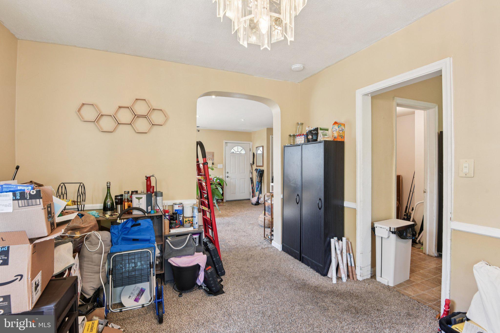601 Braeside Road Baltimore, MD 21229 - Photo 10 of 24 Inviting entryway with potential charm.