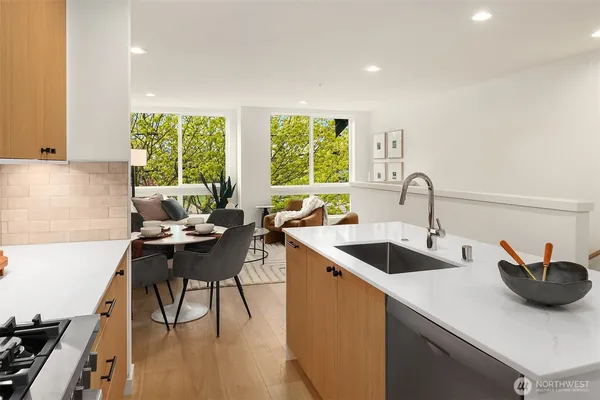 $979,000 | 942 Northwest 54th Street, Seattle, WA 98107