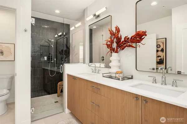 $979,000 | 942 Northwest 54th Street, Seattle, WA 98107