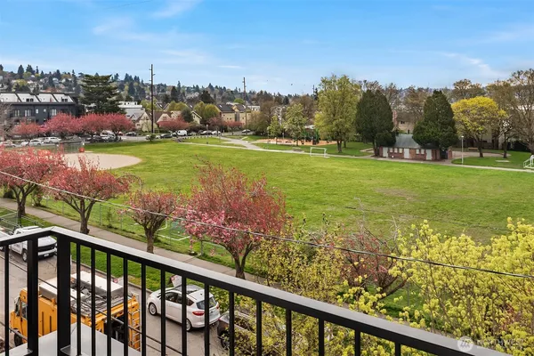 $979,000 | 942 Northwest 54th Street, Seattle, WA 98107