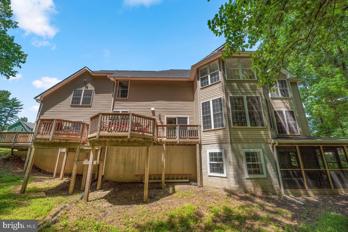 2395 Sunset Farm Road Ellicott City, MD 21042 - Photo 60 of 73 Rear view w/ deck