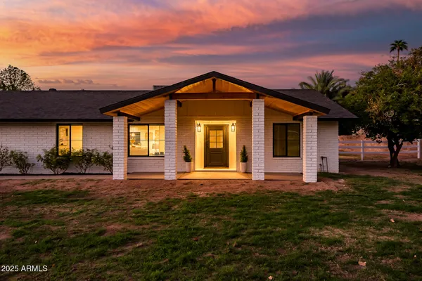 $999,000 | 16622 West Watkins Street, Goodyear, AZ 85338
