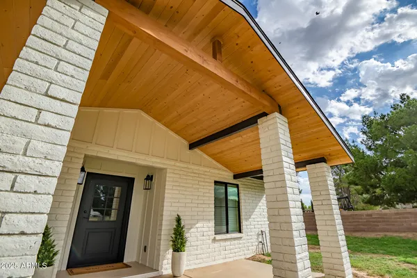 $999,000 | 16622 West Watkins Street, Goodyear, AZ 85338
