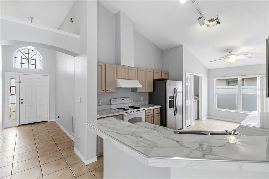 11913 Hatcher Circle Orlando, FL 32824 - Photo 11 of 30