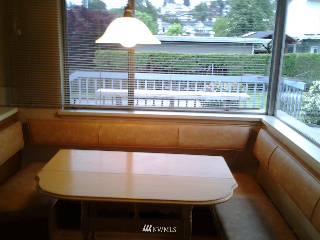 10008 Rainier Avenue South Seattle, WA 98178 - Photo 3 of 12