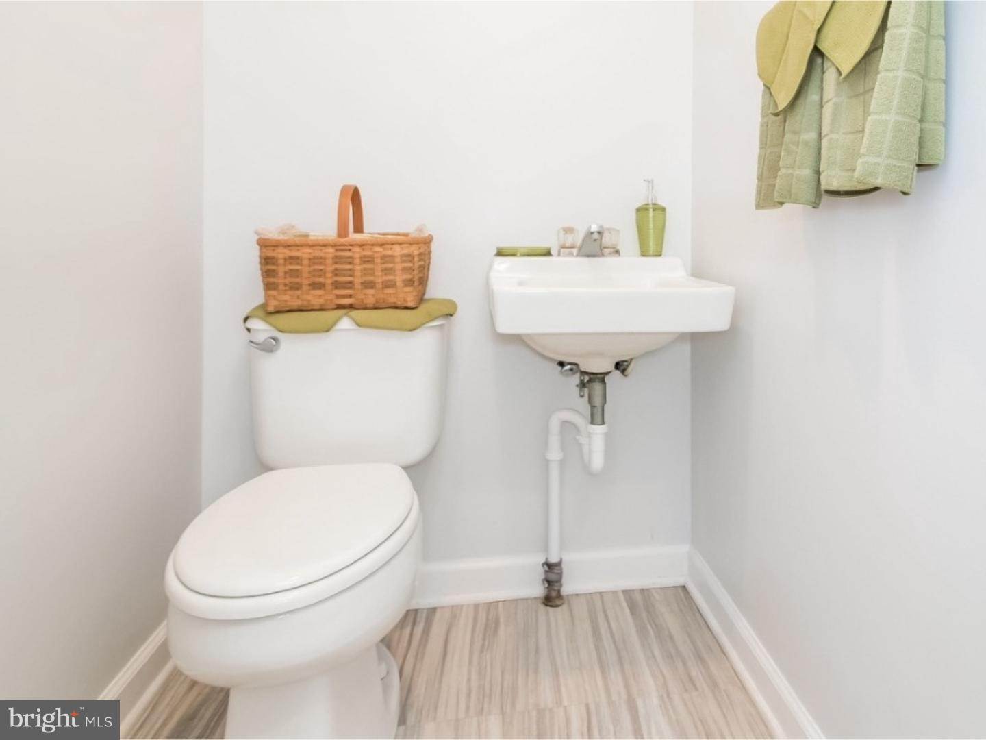 200 Surrey Road Chalfont, PA 18914 - Photo 19 of 23 Half Bath