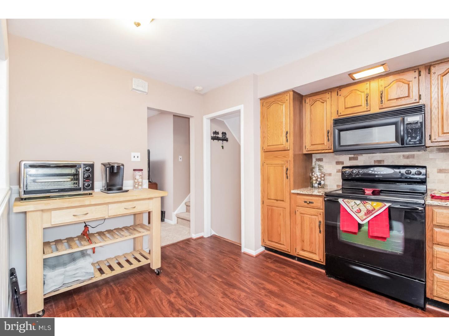 200 Surrey Road Chalfont, PA 18914 - Photo 8 of 23 Kitchen