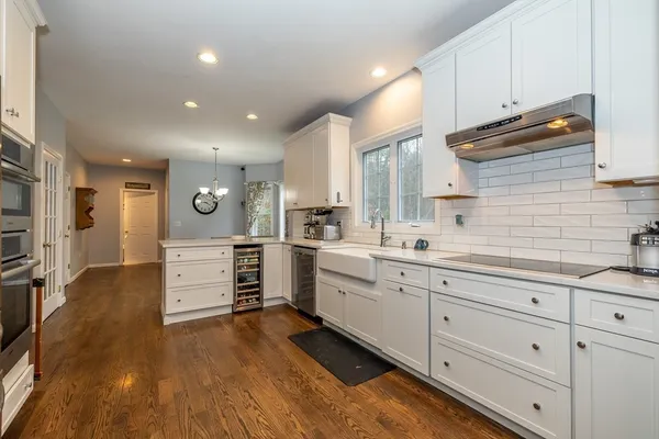$849,900 | 142 River Road, Pepperell, MA 01463