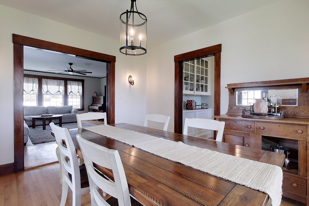 262 Chestnut Street Gardner, MA 01440 - Photo 9 of 39