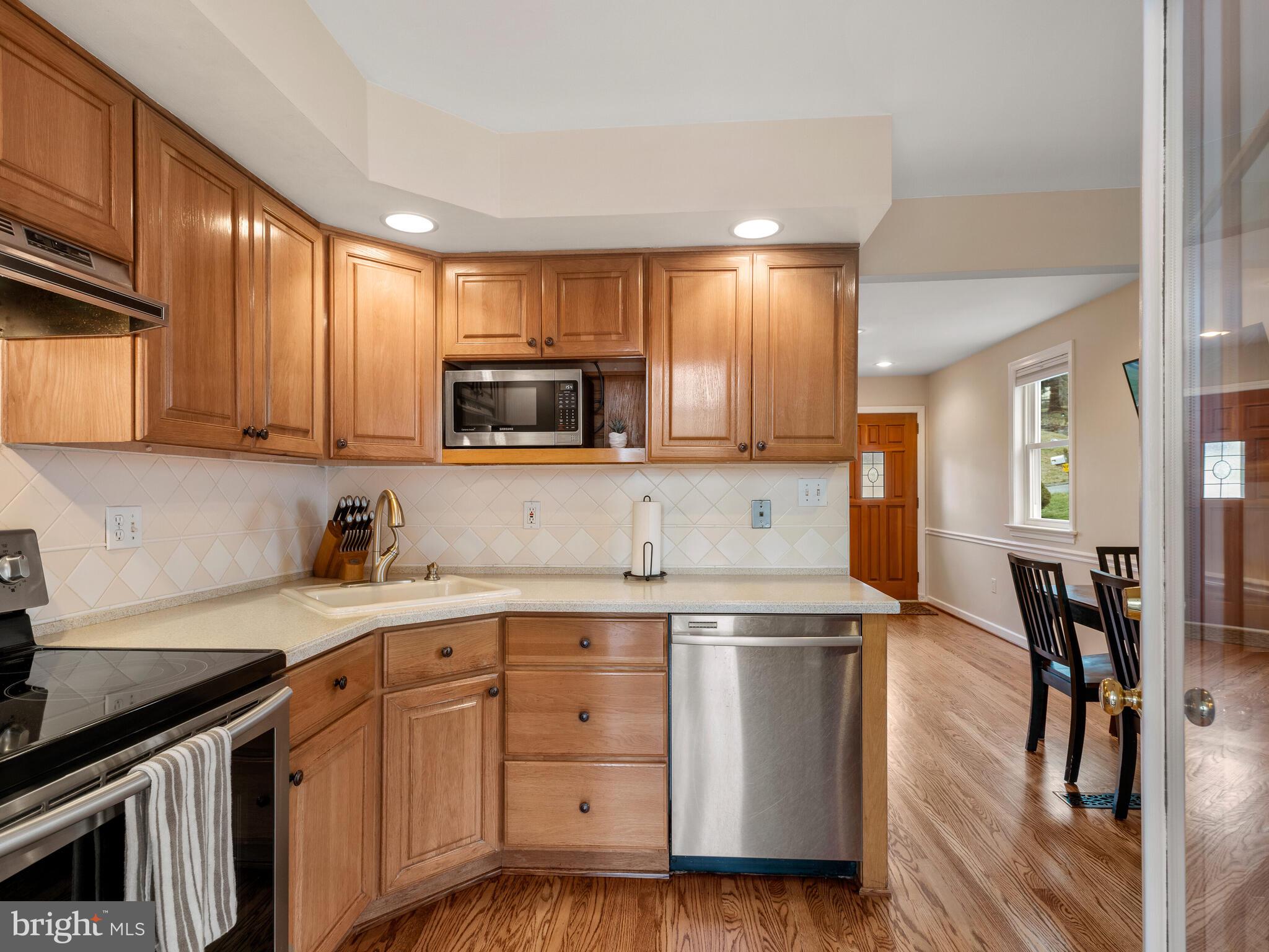 76 Fahnestock Road Malvern, PA 19355 - Photo 16 of 40 Gallery Image 16