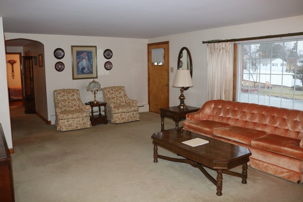 34 Arkwright Road Webster, MA 01570 - Photo 14 of 30 Gallery Image 14