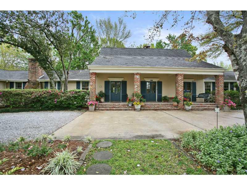 227 Garden Road River Ridge, LA 70123 - Photo 2 of 20