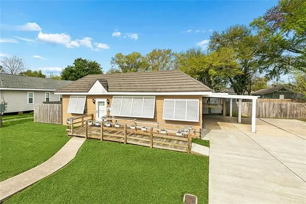 $289,900 | 347 Goodhope Street, Norco, LA 70079