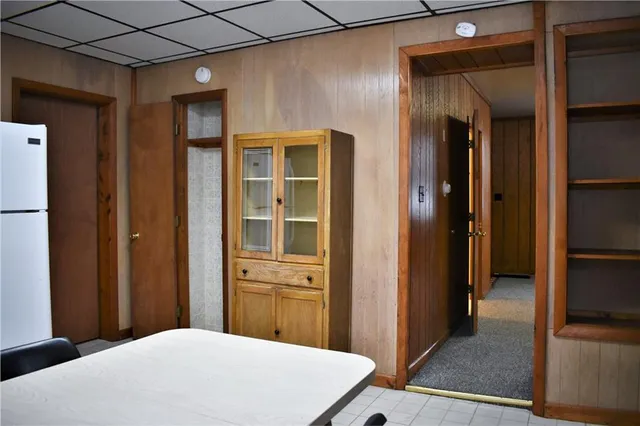 a view of a walk in closet