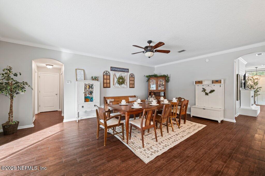 81015 Lockhaven Drive Yulee, FL 32097 - Photo 20 of 55 a view of a livingroom with furniture and wooden floor