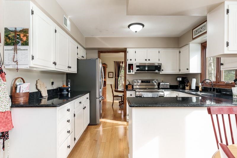 3479 Field Crest Court Beloit, WI 53511 - Photo 18 of 57