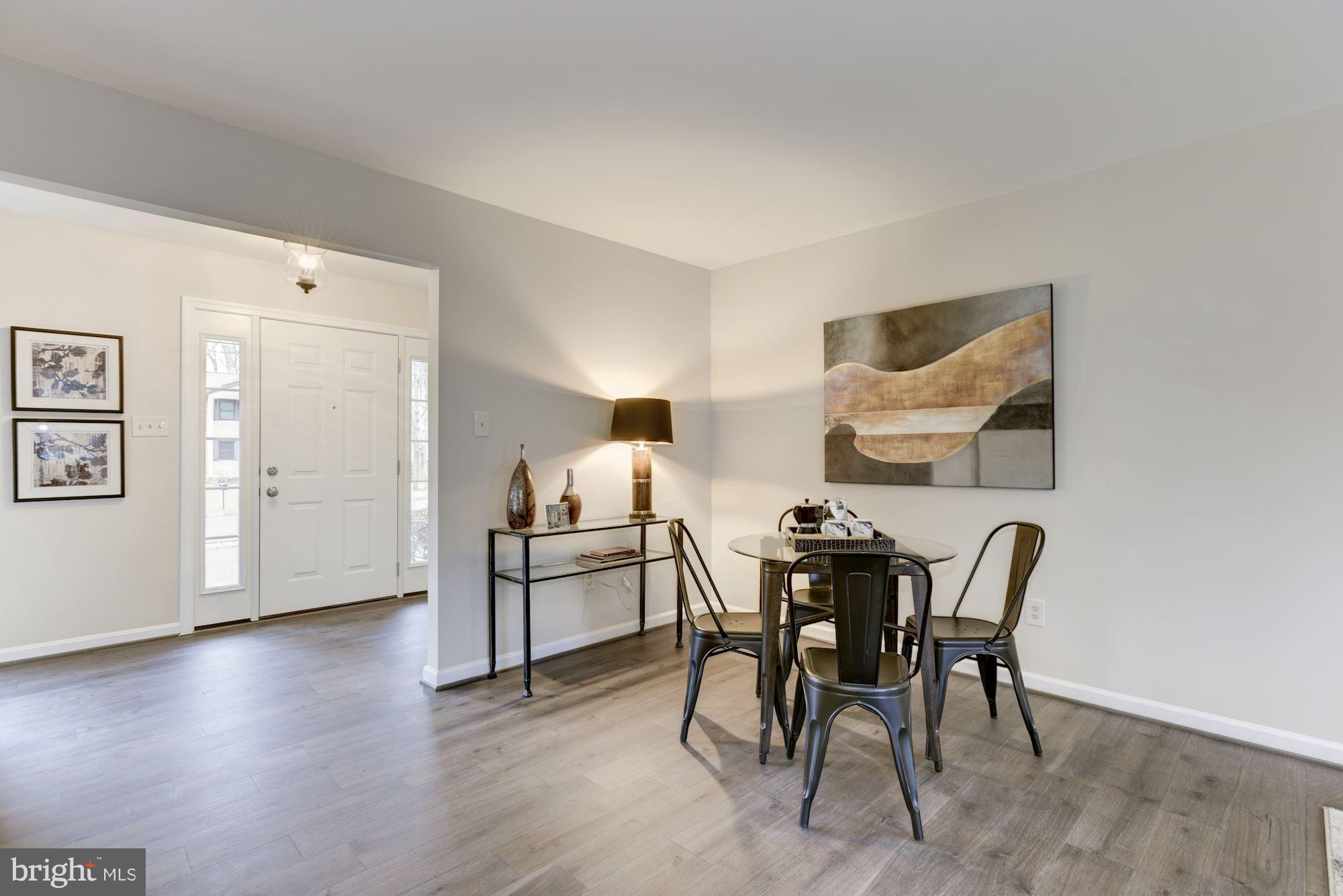 12352 Lima Lane Reston, VA 20191 - Photo 10 of 26 Informal Dining Nook