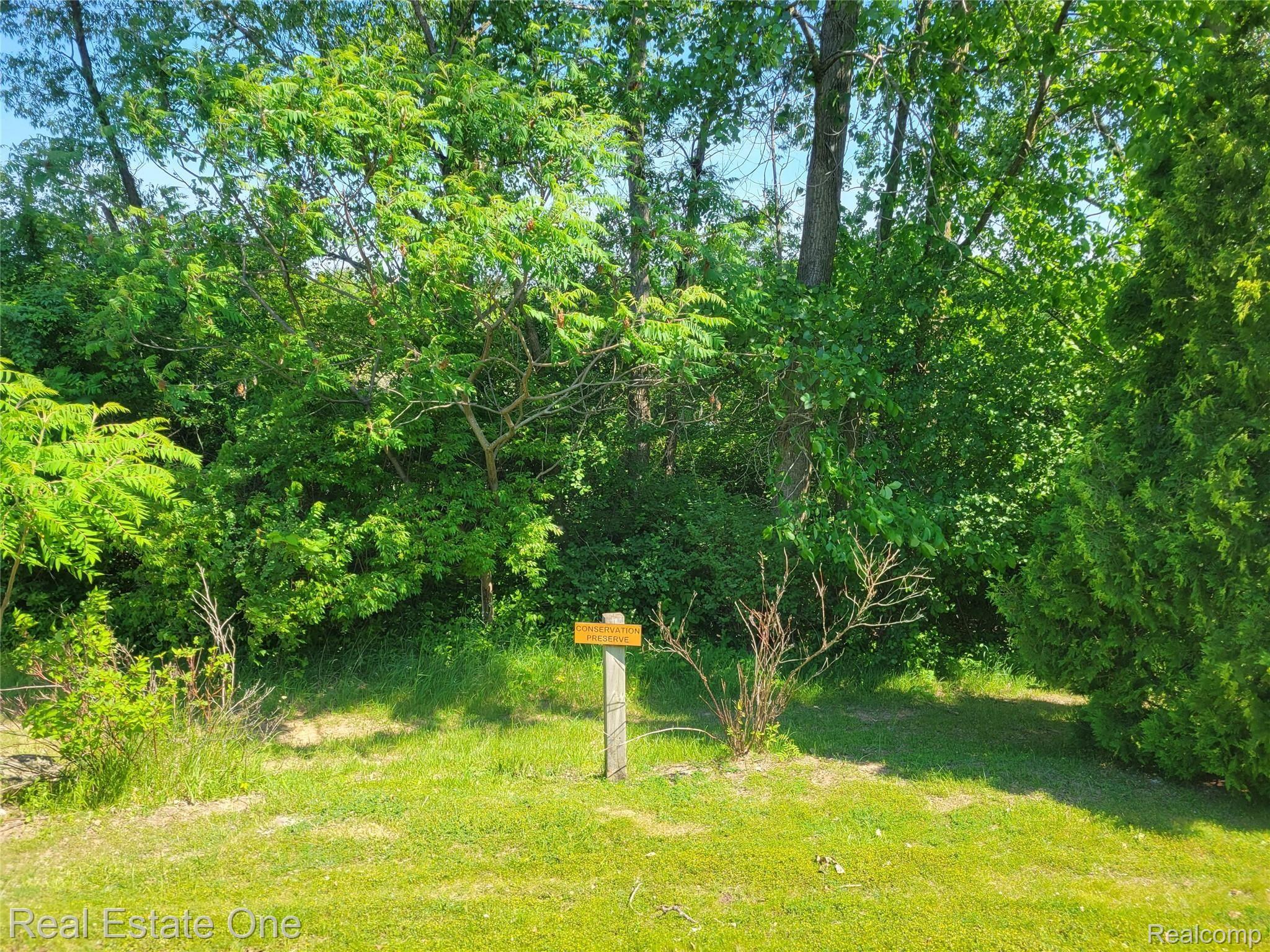 3562 Tremonte Circle, Unit 127 Rochester, MI 48306 - Photo 20 of 28 20210606_110354.jpg