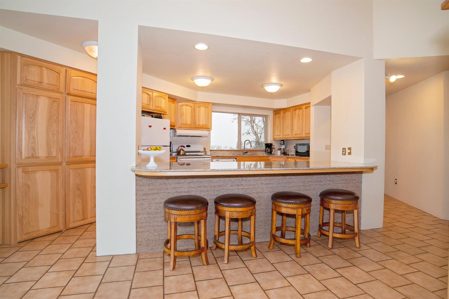 4070 Willow Springs Road Central Point, OR 97502 - Photo 7 of 38 Additional Photo