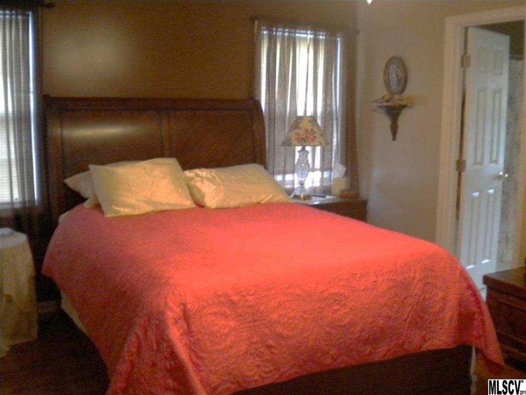 3479 Spring Branch Court Conover, NC 28613 - Photo 5 of 25 Gallery Image 5