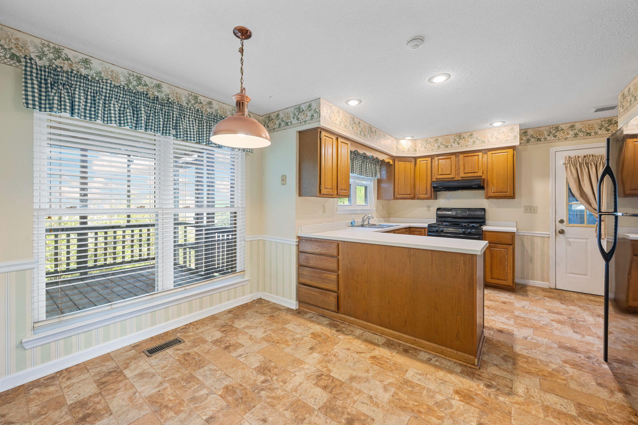 144 Lee Drive Ringgold, GA 30736 - Photo 14 of 49 14-web-or-mls-DSC_2466-5