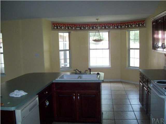 5590 Muldoon Road Pensacola, FL 32526 - Photo 7 of 16 Gallery Image 7