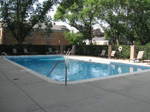 1455 Shermer Road, Unit 202C Northbrook, IL 60062 - Photo 10 of 11