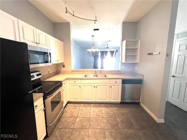 $204,000 | 3610 Pine Oak Circle, Unit 106, Fort Myers, FL 33916