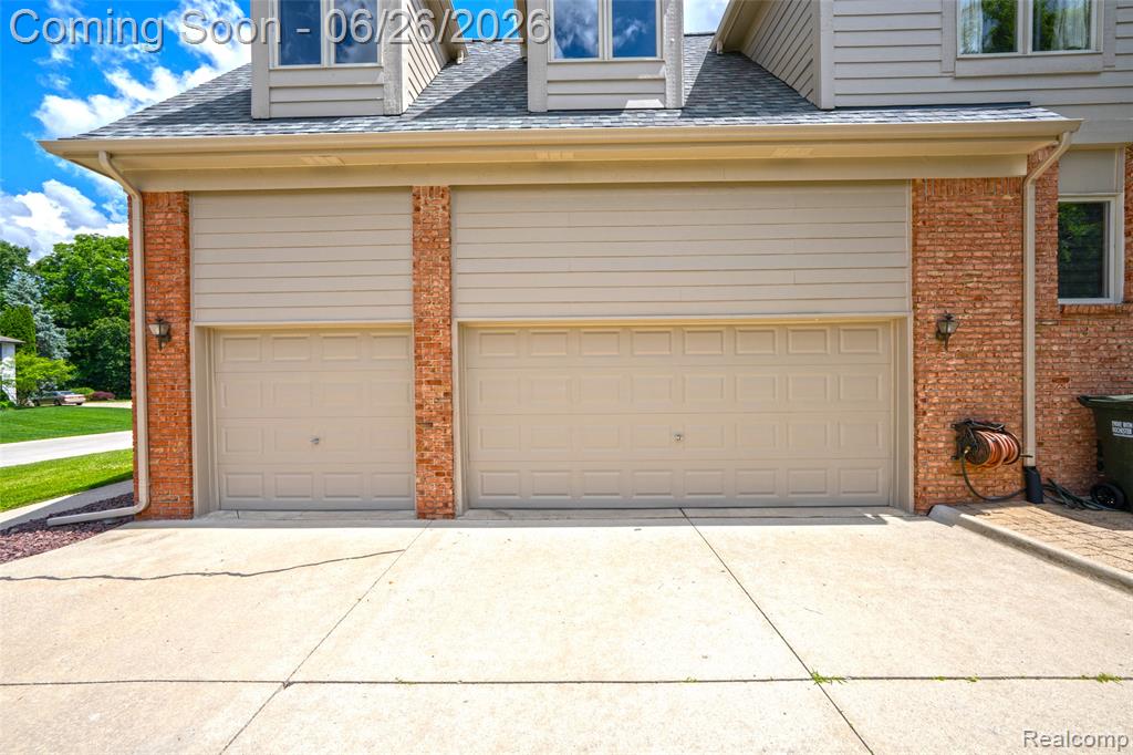 2619 Lambeth Park Rochester Hills, MI 48306 - Photo 4 of 71
